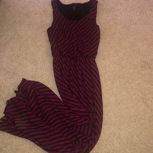 Sleeveless stripped Maxi Dress